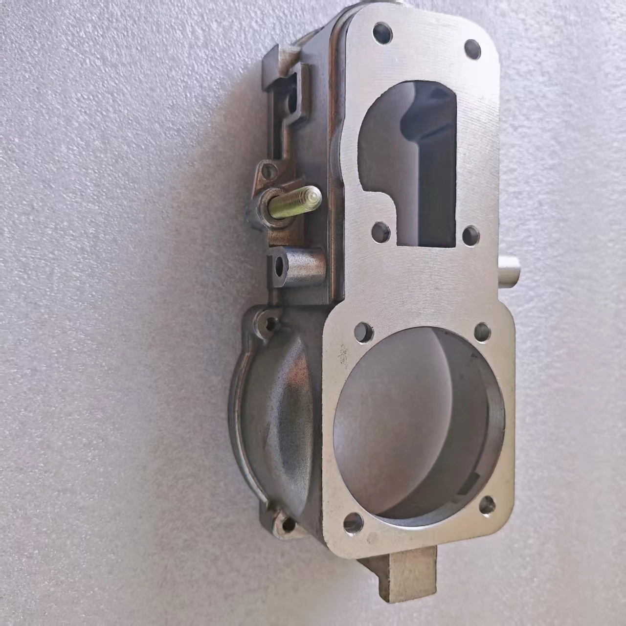 Motorcycle Engine Parts - غطاء المحرك الأمامي لدراجة نارية من