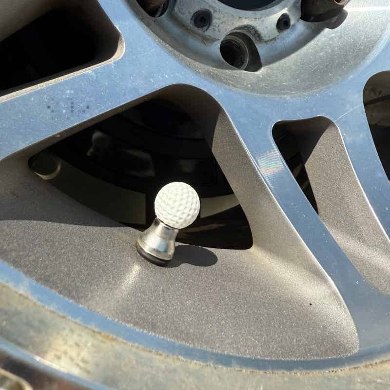 أغطية صمامات إطارات السيارات ع - مراجعة Motorcycle Valve Cover وسعره