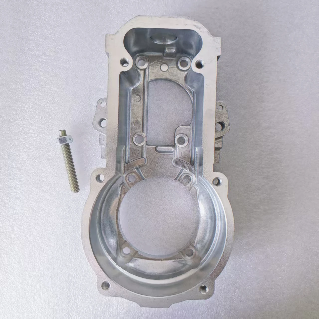 غطاء المحرك الأمامي لدراجة نار - مراجعة Motorcycle Engine Parts وسعره