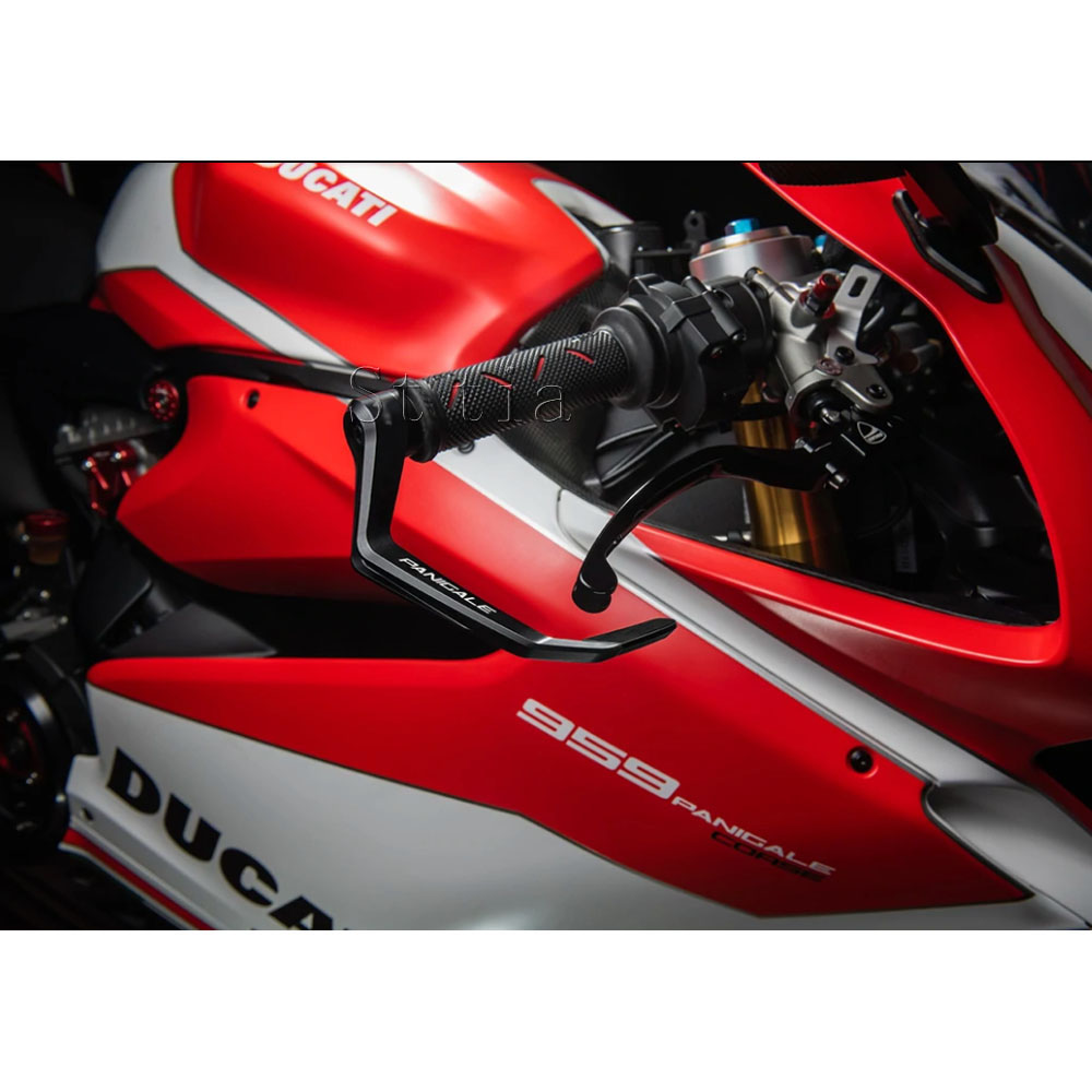 جديد ل دوكاتي ستريت فايتر V2 V - مراجعة Motorcycle Clutch وسعره